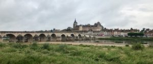 Gien depuis la rive sud de la Loire