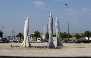 A Setubal les sardines remplacent les lavandières 