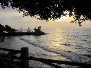 Coucher de soleil sur la plage de Tolu